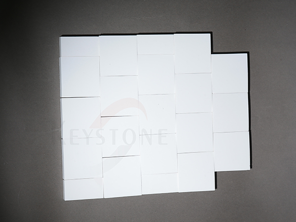 Alumina bulletproof ceramic plate
